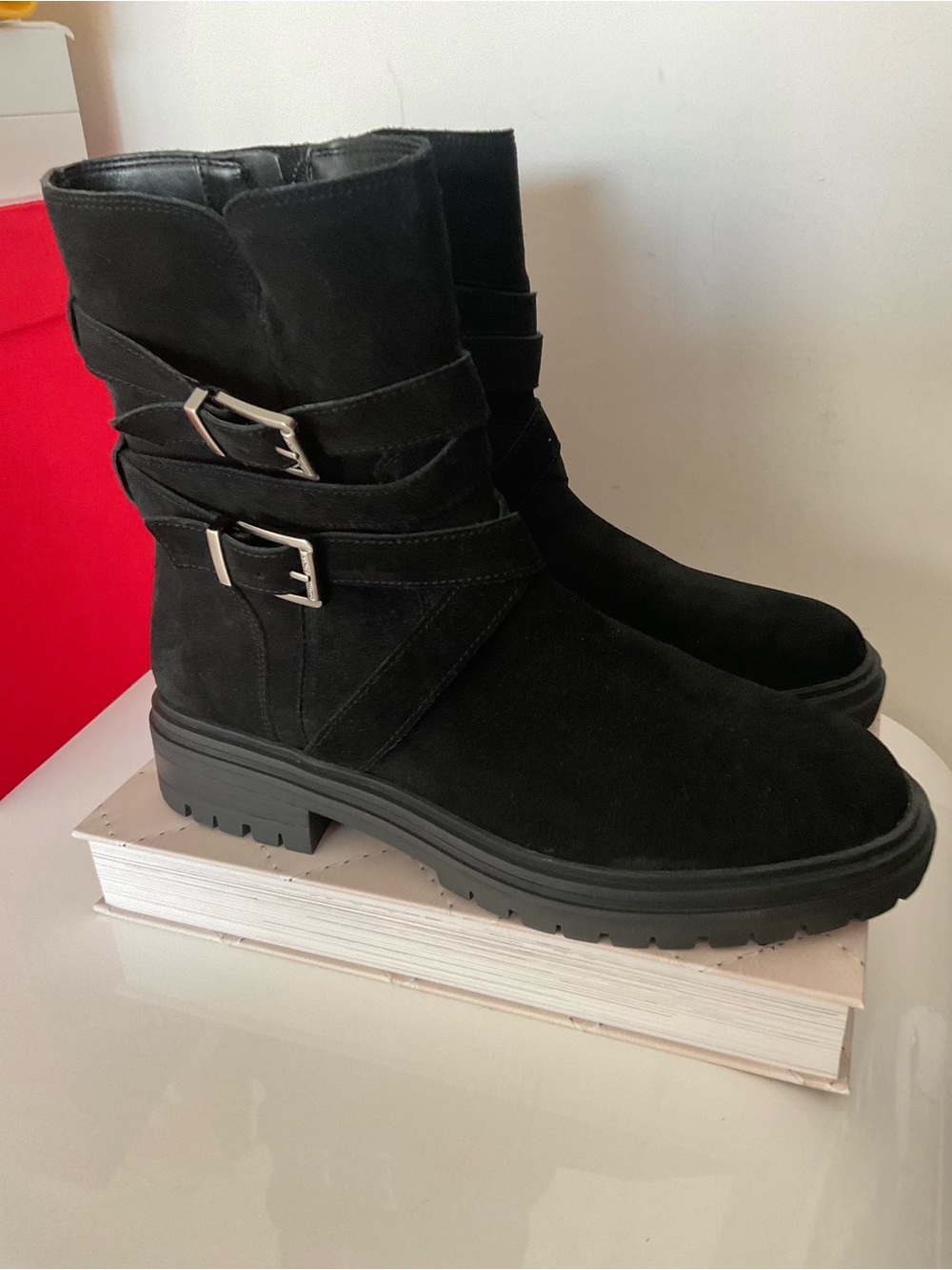 Vince Camuto Black Women's Suede Buckle Ankle Boots Size 10